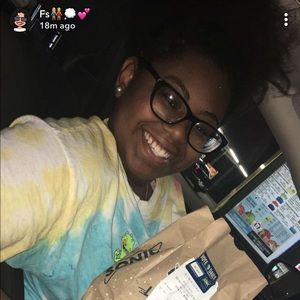 Meet your Posher, Kireonna